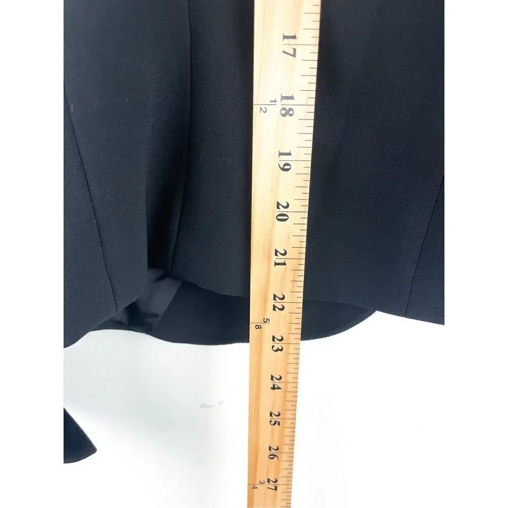 Lafayette 148 NY Single Button‎ Cropped Black Blazer Size 6